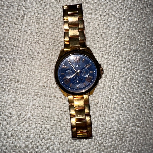 Fossil gold watch with blue face - Picture 2 of 4